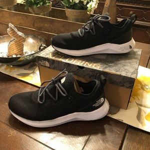 👟NWT The North Face Shoes